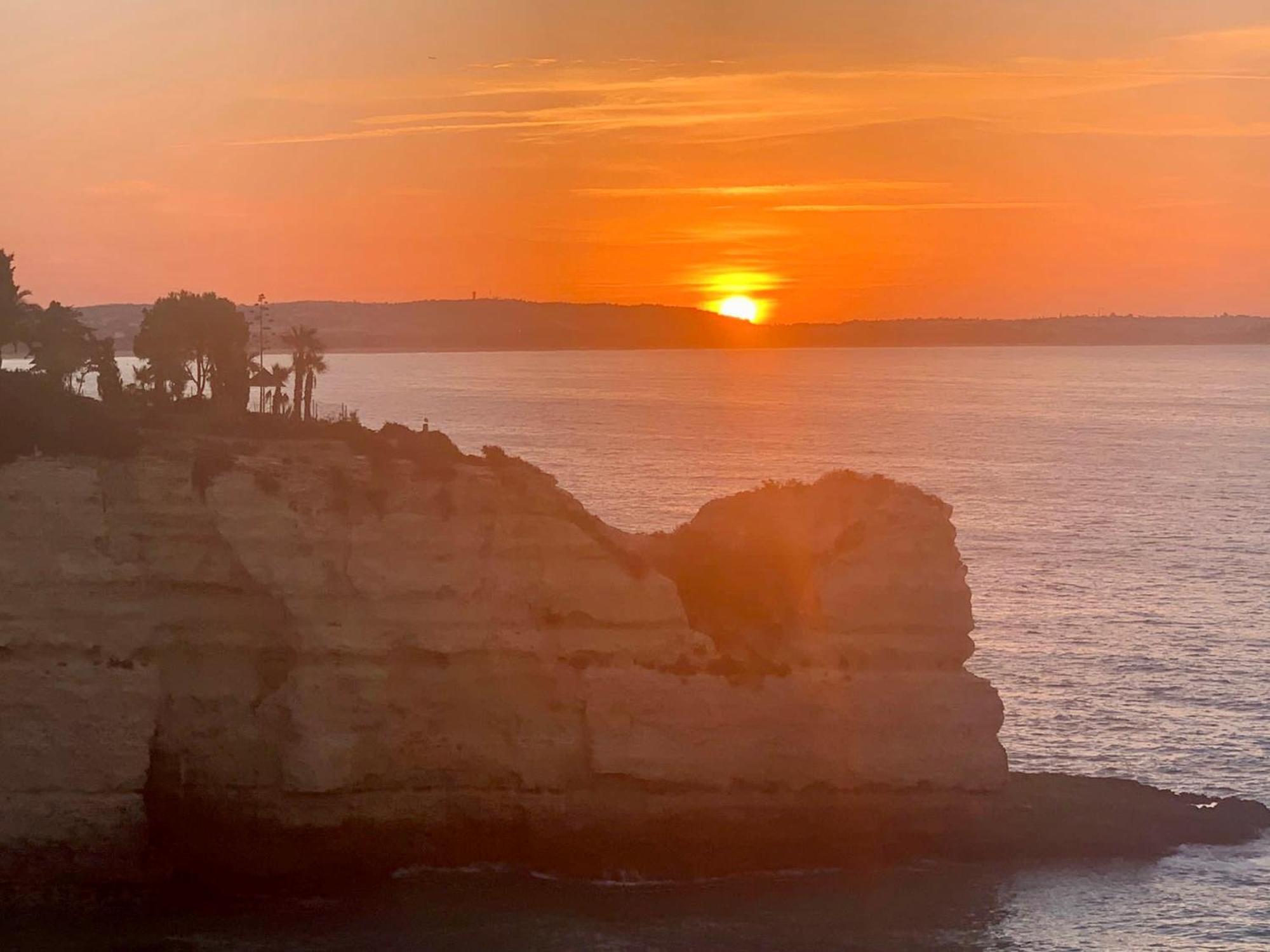 Castelo Da Esperanca Na Vila Sra Da Rocha Porches  Eksteriør bilde